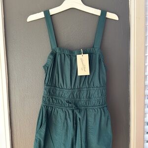 Green Wide-Leg Jumpsuit with adjustable Straps xs